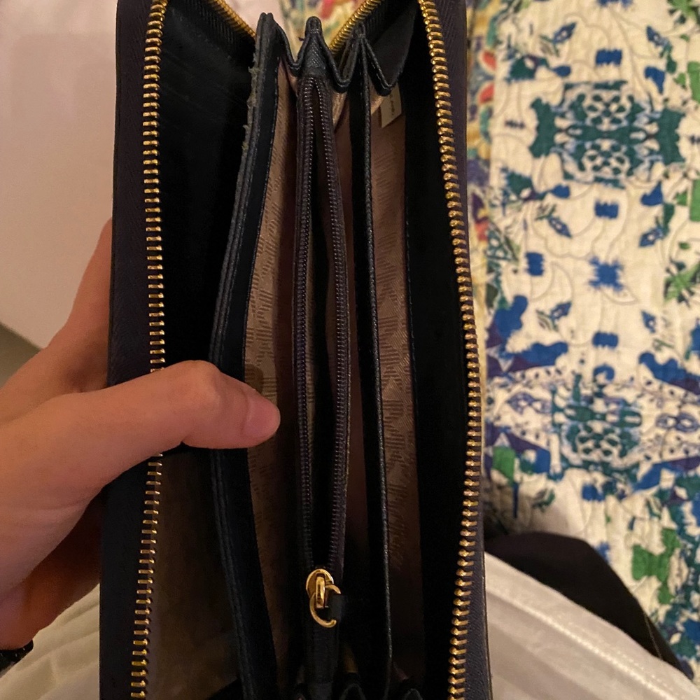 Wallet - Picture 5 of 5